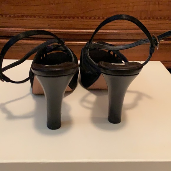 Italian Satin Platform - Picture 4 of 7